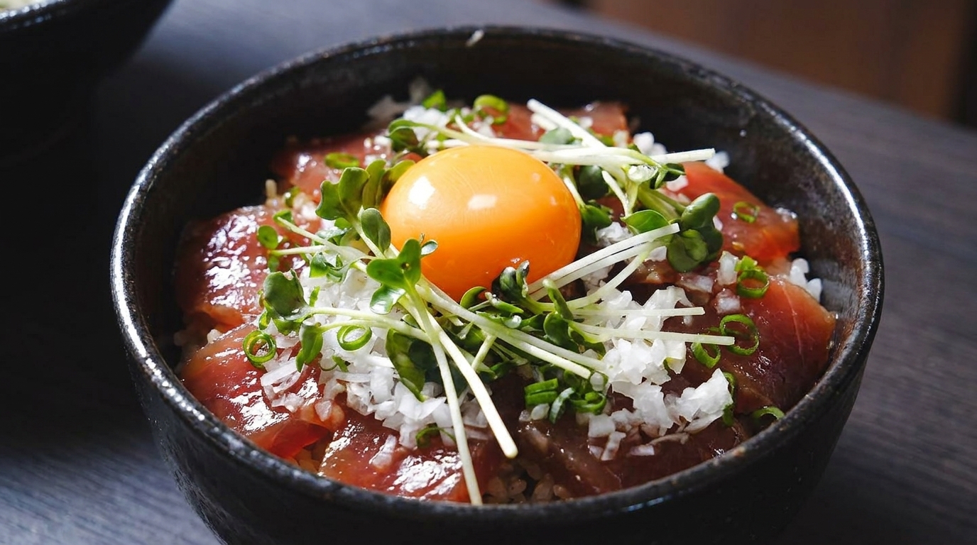 Japanese Marinated Tuna Rice Bowl (Maguro Don)